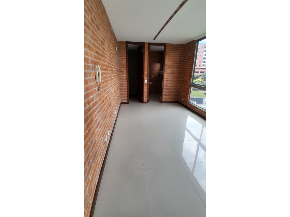Oficina en Arriendo, Loma De San Julián, Medellín 22 m2