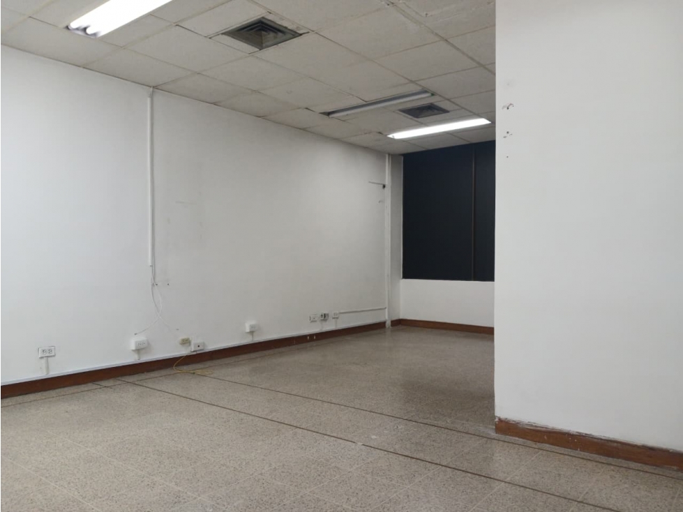 Se Arrienda Oficina en Terminal Del Sur Guayabal — foto 3