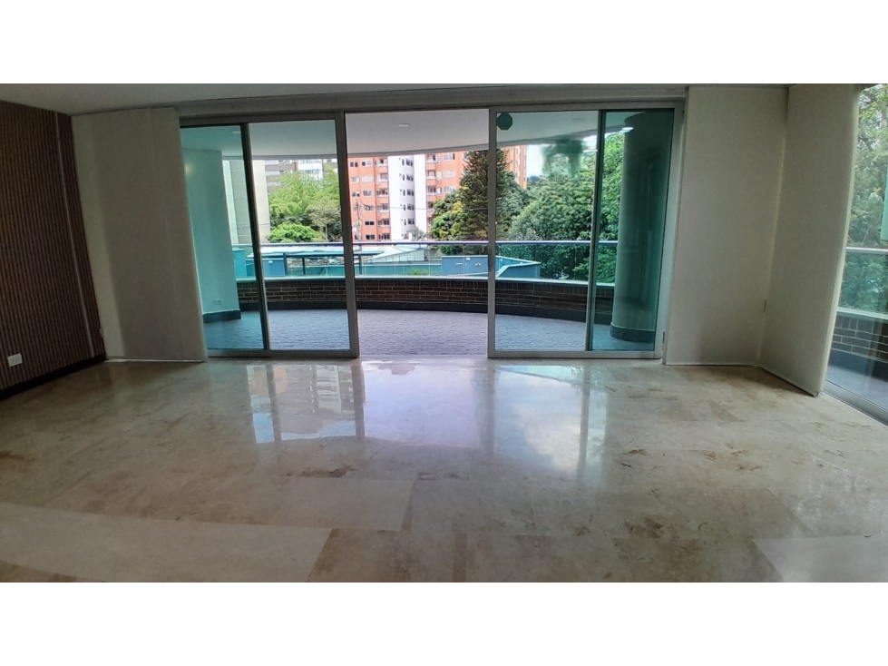 Apartamento en Arriendo, Castropol, Medellín 150 m2 — foto 3