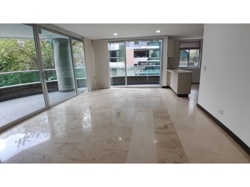 Apartamento en Arriendo, Castropol, Medellín 150 m2 — foto 2
