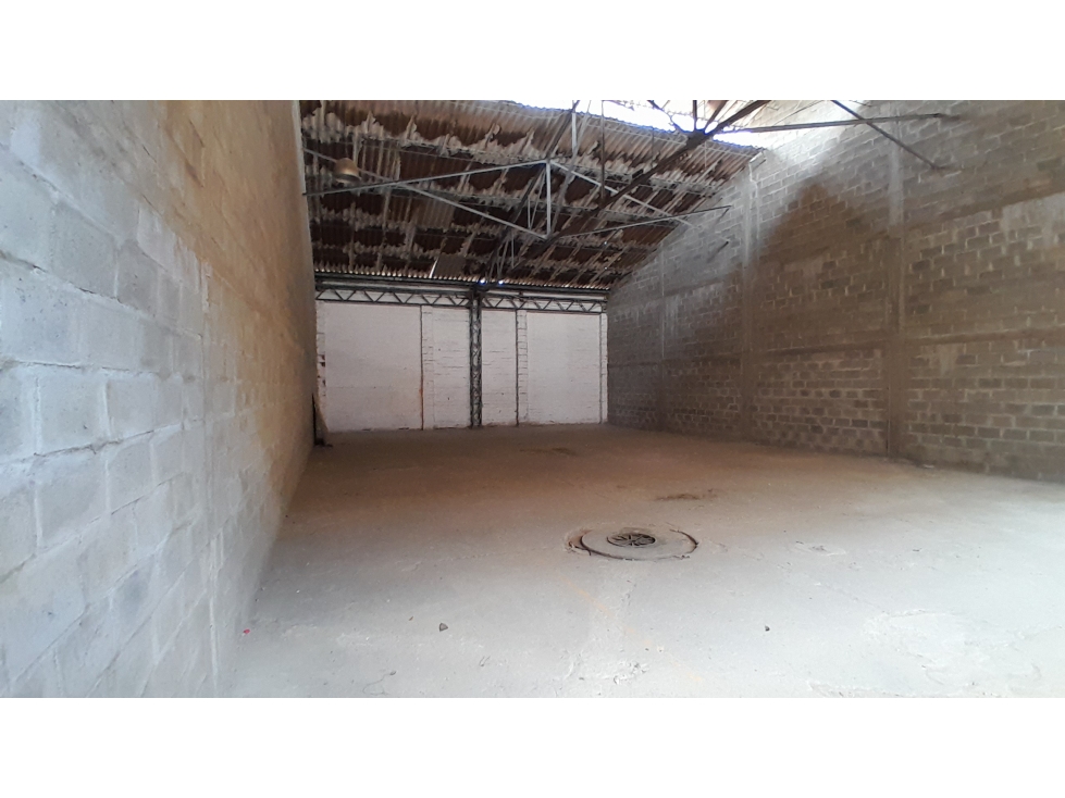 Bodega en Arriendo, Guayabal, Medellín 220 m2