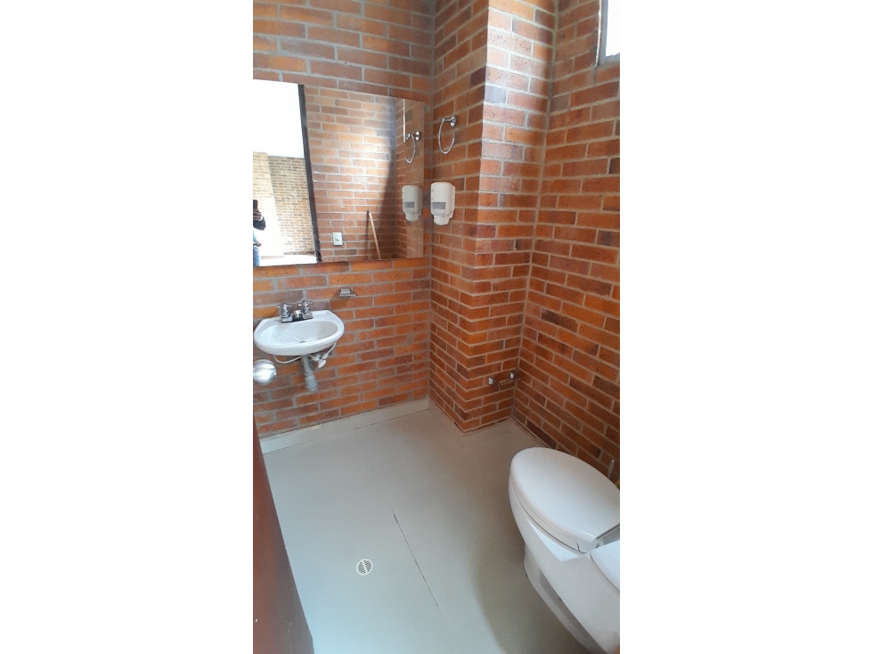 Oficina en Arriendo, Loma De San Julián, Medellín 22 m2 — foto 6