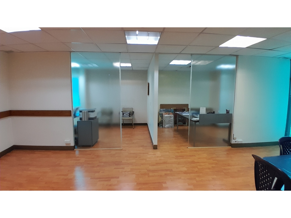 Oficina en Arriendo, Milla de Oro, Medellín 61 m2 — foto 3