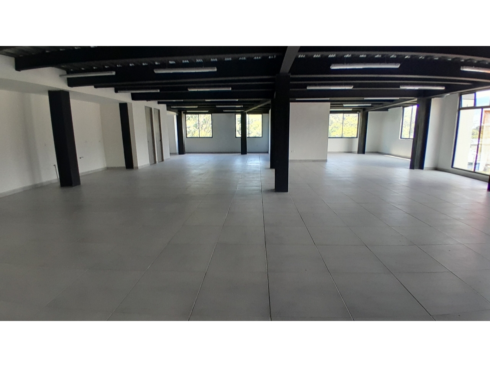 Bodega en Arriendo, Unidad Industrial De Belén, Medellín 200 m2 — foto 2
