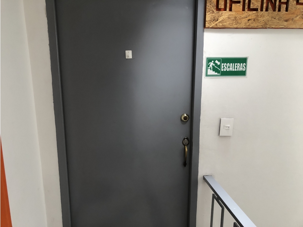 Oficina en Arriendo en Quinta Camacho, Bogotá — foto 2