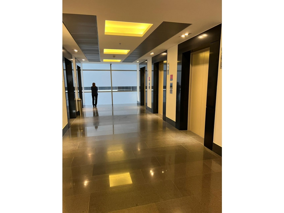 Oficina en Venta en North Point rentando, para Inversionistas, Bogotá — foto 2