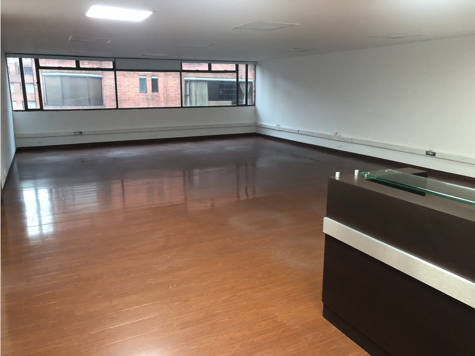 Oficina en Arriendo en El Chicó, Bogotá — foto 2