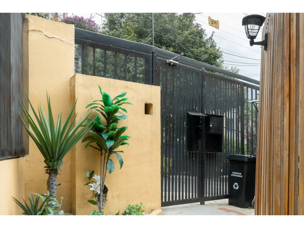 Casa en Venta con Apartamentos en Chapinero Alto, para inversión — foto 2