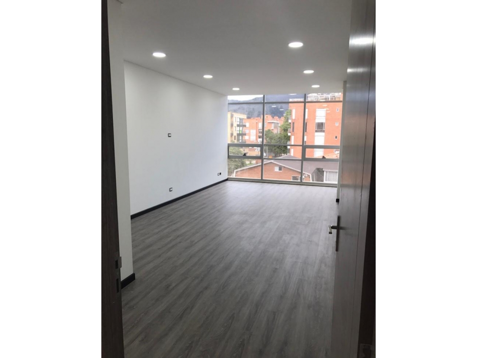 Consultorio en Venta en La Calleja, Bogotá — foto 2