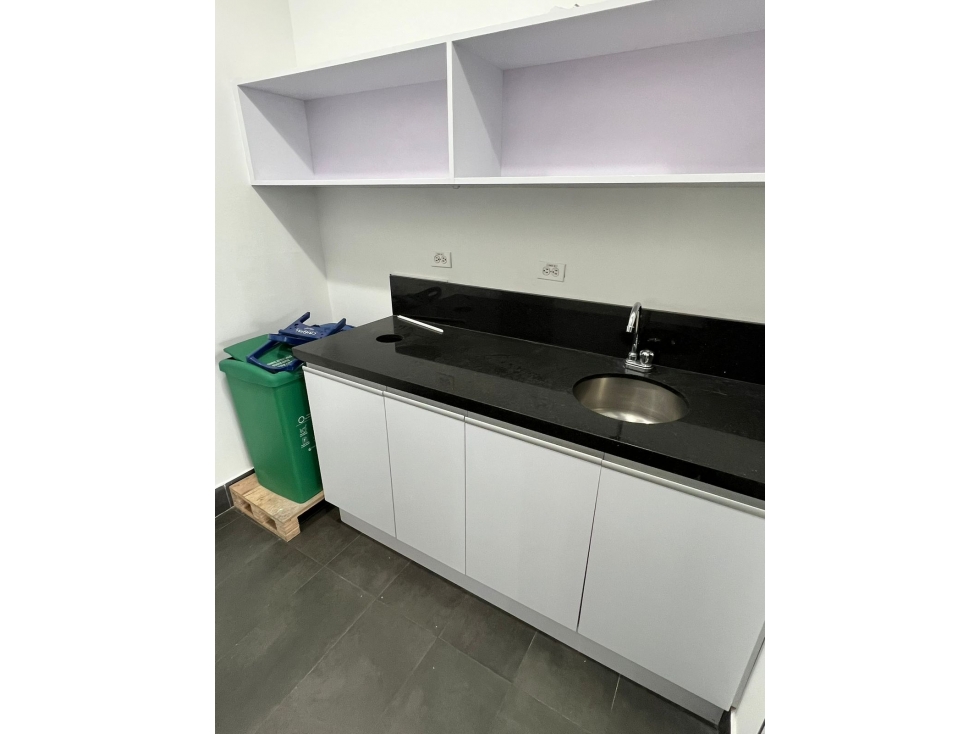 Oficina en Venta en North Point rentando, para Inversionistas, Bogotá — foto 3
