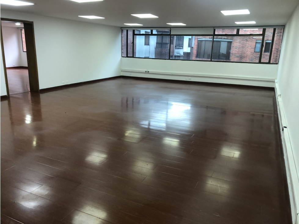 Oficina en Arriendo en El Chicó, Bogotá — foto 3