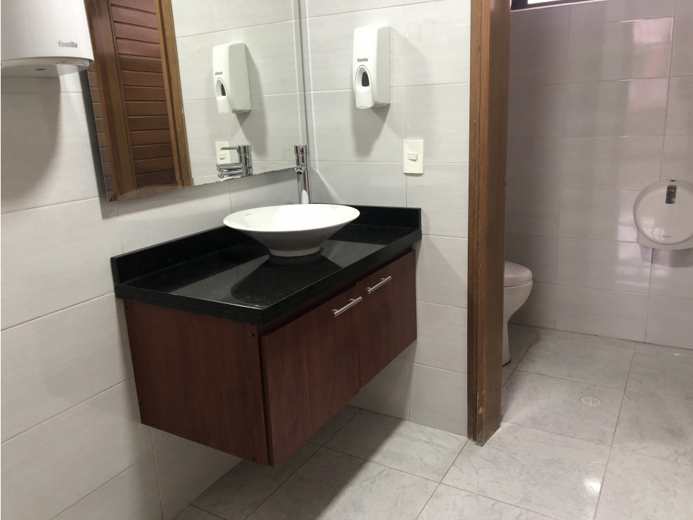 Oficina en Arriendo en El Chicó, Bogotá — foto 6