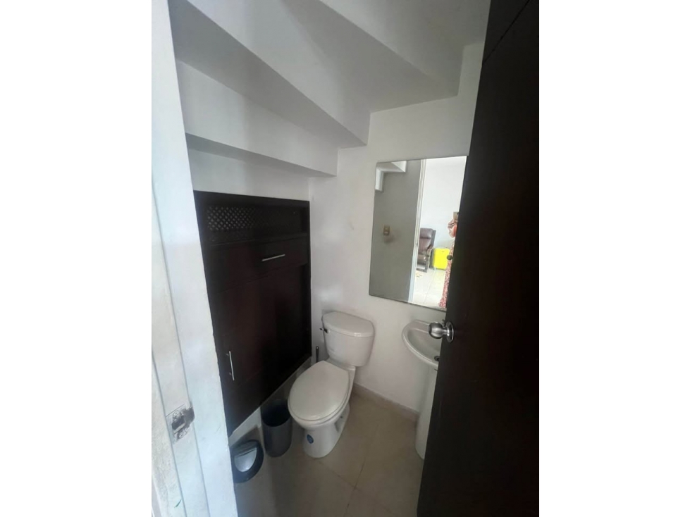 Se vende casa en condominio la fontana