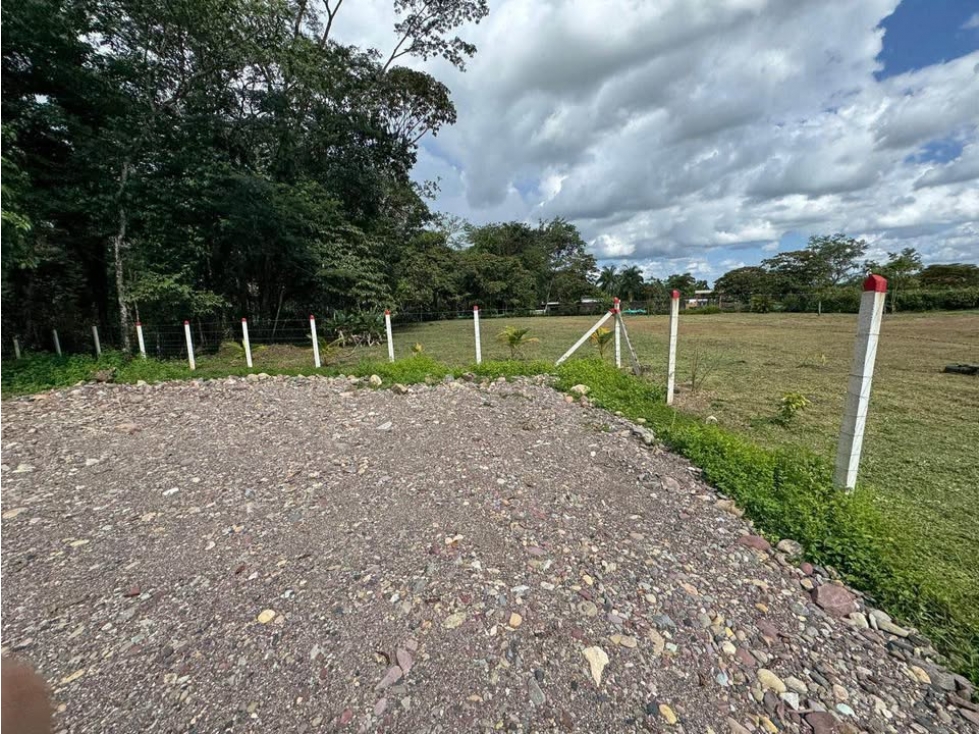 Se vende lote en Restrepo - 2