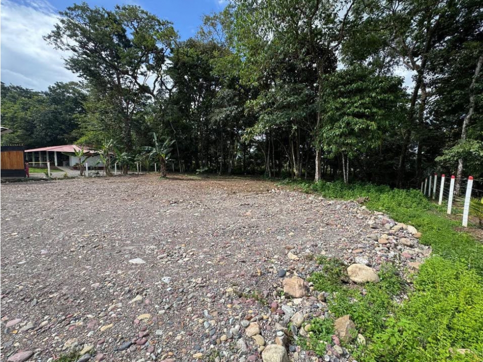 Se vende lote en Restrepo - 3