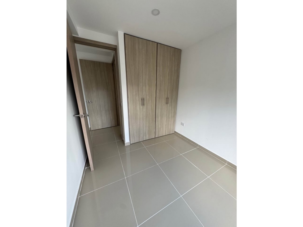 Se vende apartamento en arboleda campestre, sector Amarilo — foto 3