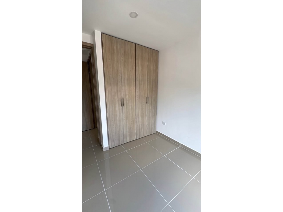 Se vende apartamento en arboleda campestre, sector Amarilo — foto 6