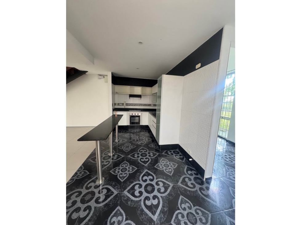 Se vende apartamento en el buque conjunto Padania 40 — foto 2