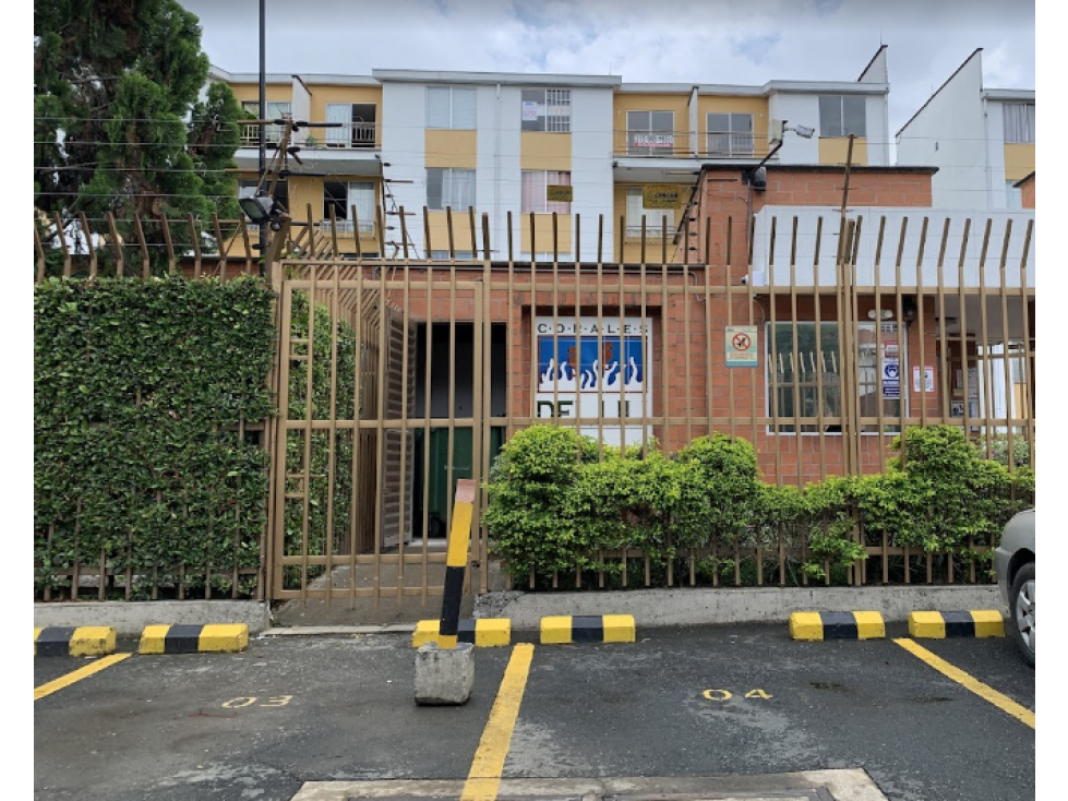 SE VENDE APARTAMENTO EN CORALES DEL LILI