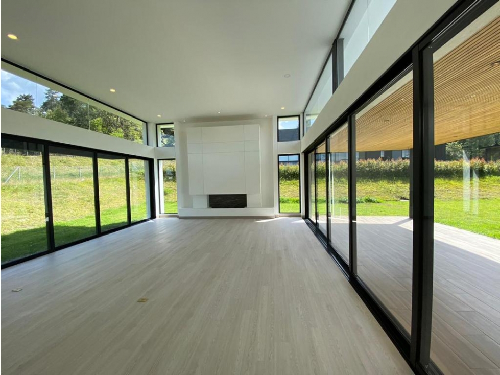 Casa en unidad cerrada ubicada en Fizebad, El Retiro — foto 6