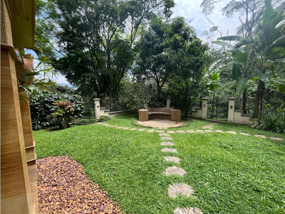Casa en El Poblado, sector La Inferior. Cerca al PriceSmart — foto 4