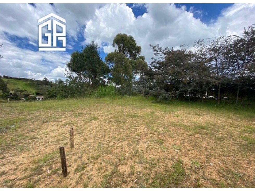 Venta de Lote vía Las Palmas, Envigado, sector La Esperanza