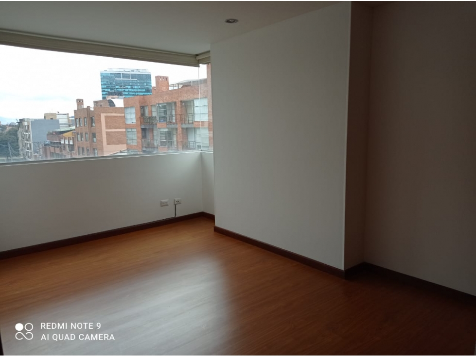 APARTAMENTO EN VENTA SANTA BARBARA, BOGOTA — foto 3