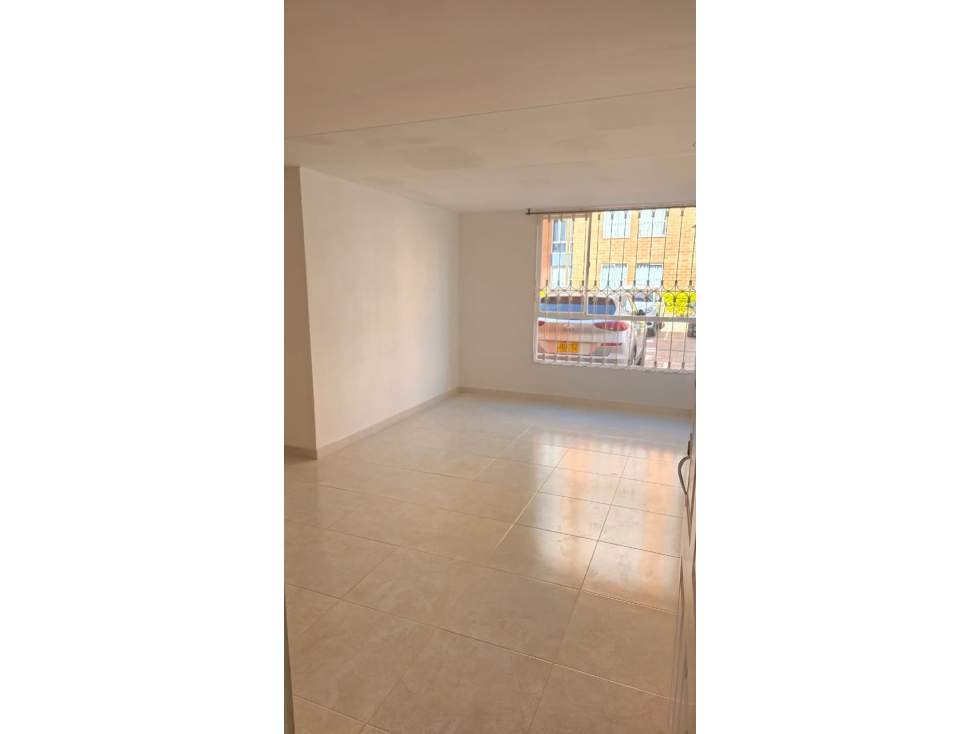 APARTAMENTO EN VENTA MADELENA, BOGOTA — foto 3