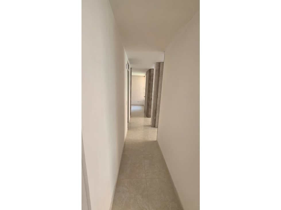 APARTAMENTO EN VENTA MADELENA, BOGOTA — foto 4