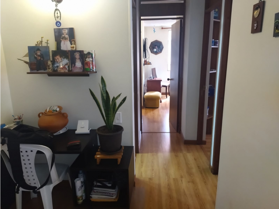 APARTAMENTO EN VENTA HAYUELOS, BOGOTA — foto 3