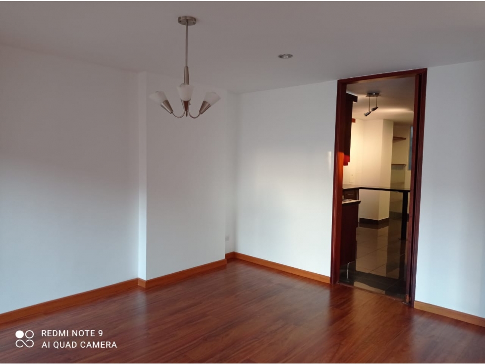 APARTAMENTO EN VENTA SANTA BARBARA, BOGOTA — foto 5