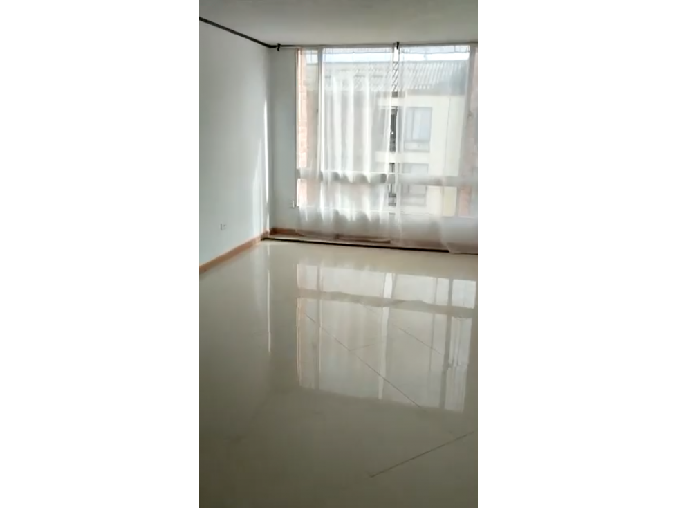 APARTAMENTO EN VENTA VILLAS DE ARANJUEZ, BOGOTA — foto 2