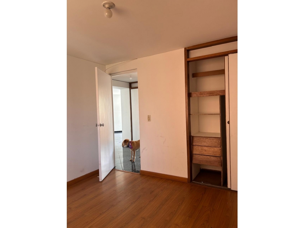 APARTAMENTO EN VENTA MAZUREN, BOGOTA — foto 3