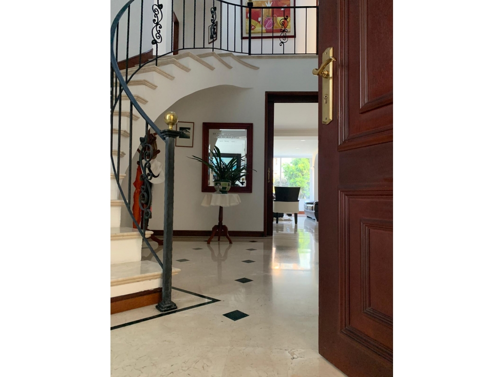 APARTAMENTO EN VENTA, CHAPINERO - 1