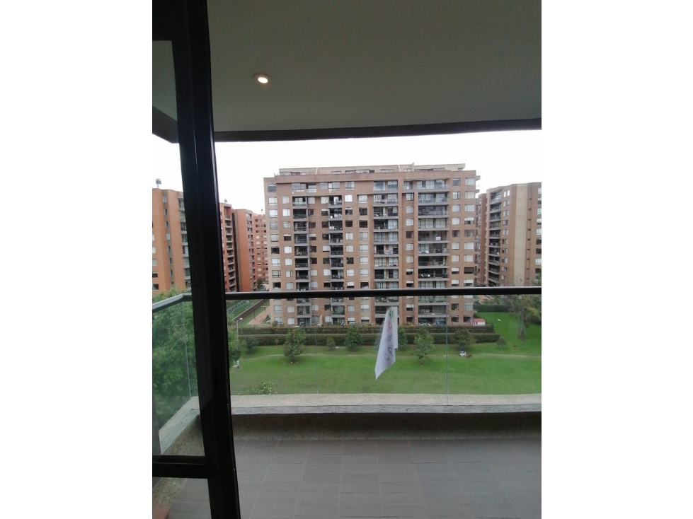 APARTAMENTO EN VENTA ALEJANDRIA, BOGOTA — foto 4
