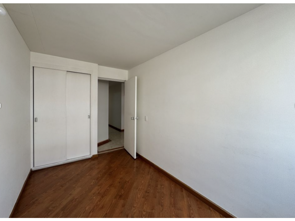 APARTAMENTO EN VENTA EN CEDRO GOLF, BOGOTA — foto 4
