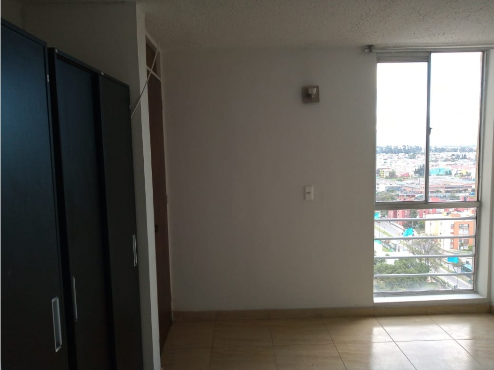 APARTAMENTO EN VENTA MADELENA, BOGOTA — foto 3