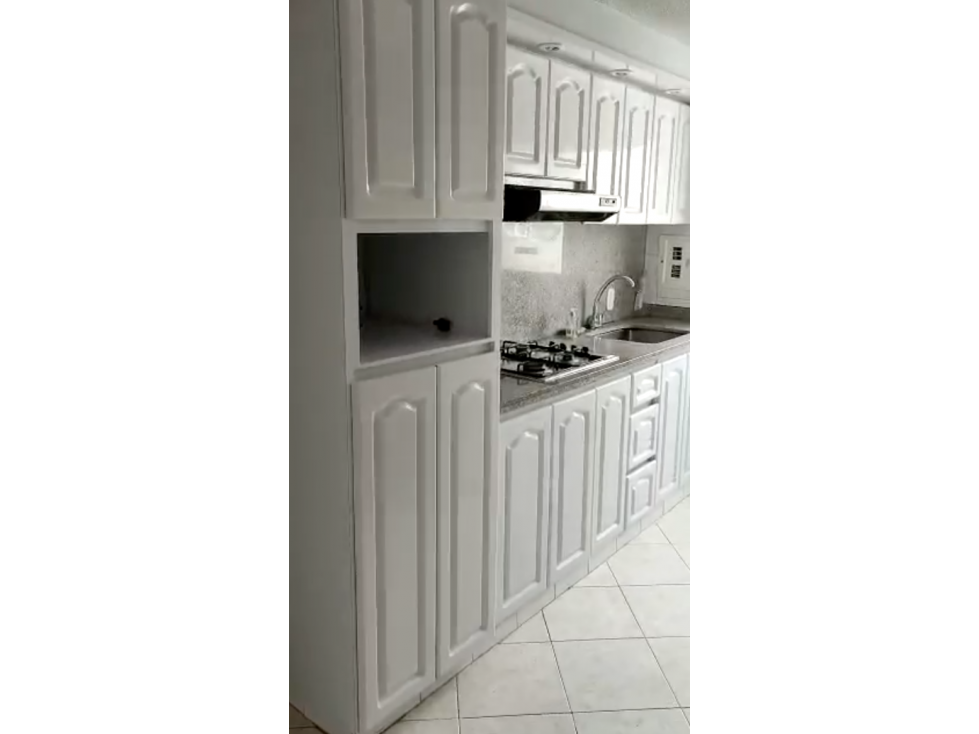APARTAMENTO EN VENTA VILLAS DE ARANJUEZ, BOGOTA — foto 4