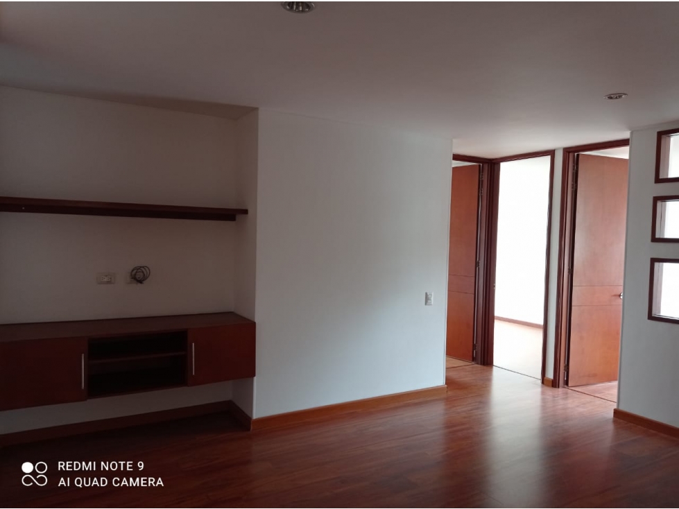 APARTAMENTO EN VENTA SANTA BARBARA, BOGOTA — foto 6