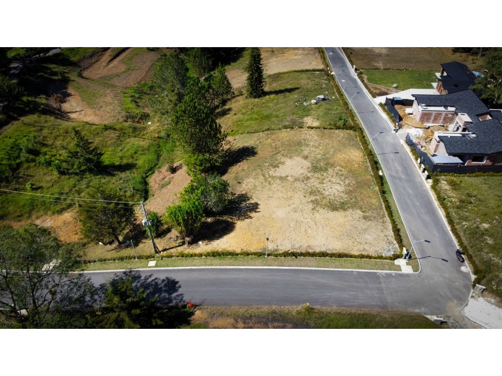 Hermoso Lote en La Ceja. Sector La Cristalina. — foto 2