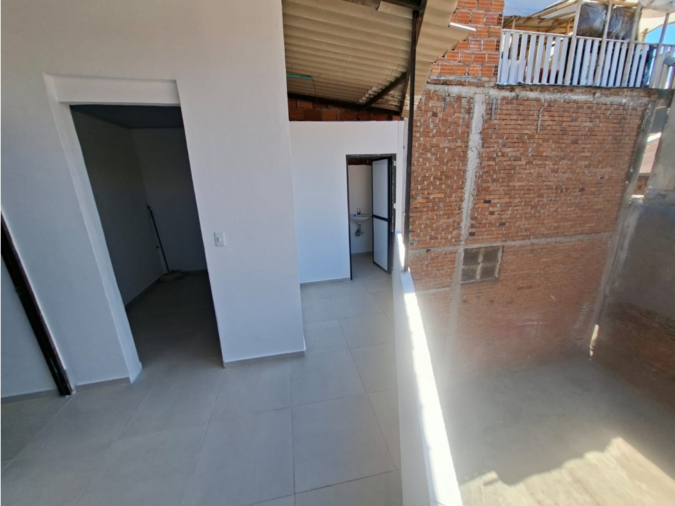 LOCAL EN EXCELENTE SECTOR COMERCIAL — foto 5