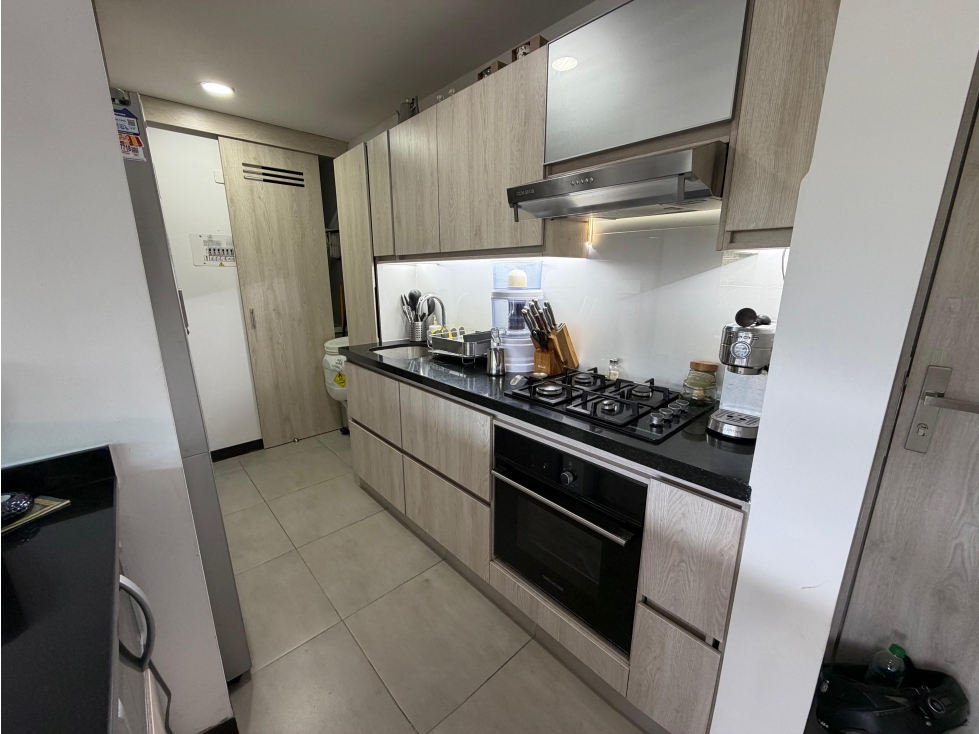 AMPLIO APARTAMENTO PARA LA VENTA - 4