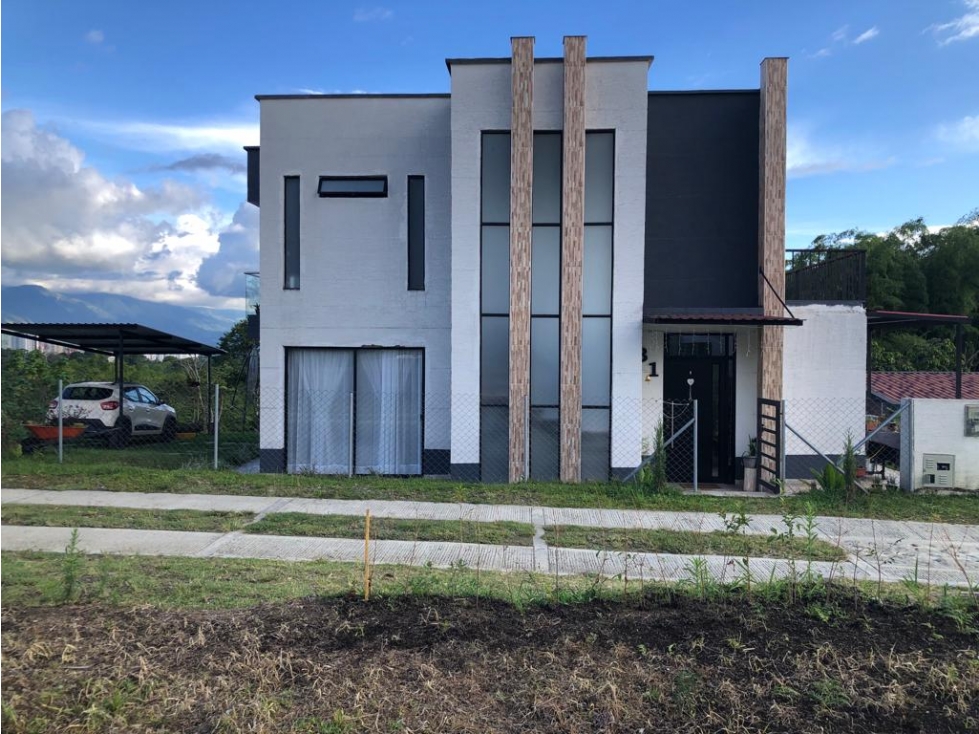 CASA CAMPESTRE EN VENTA