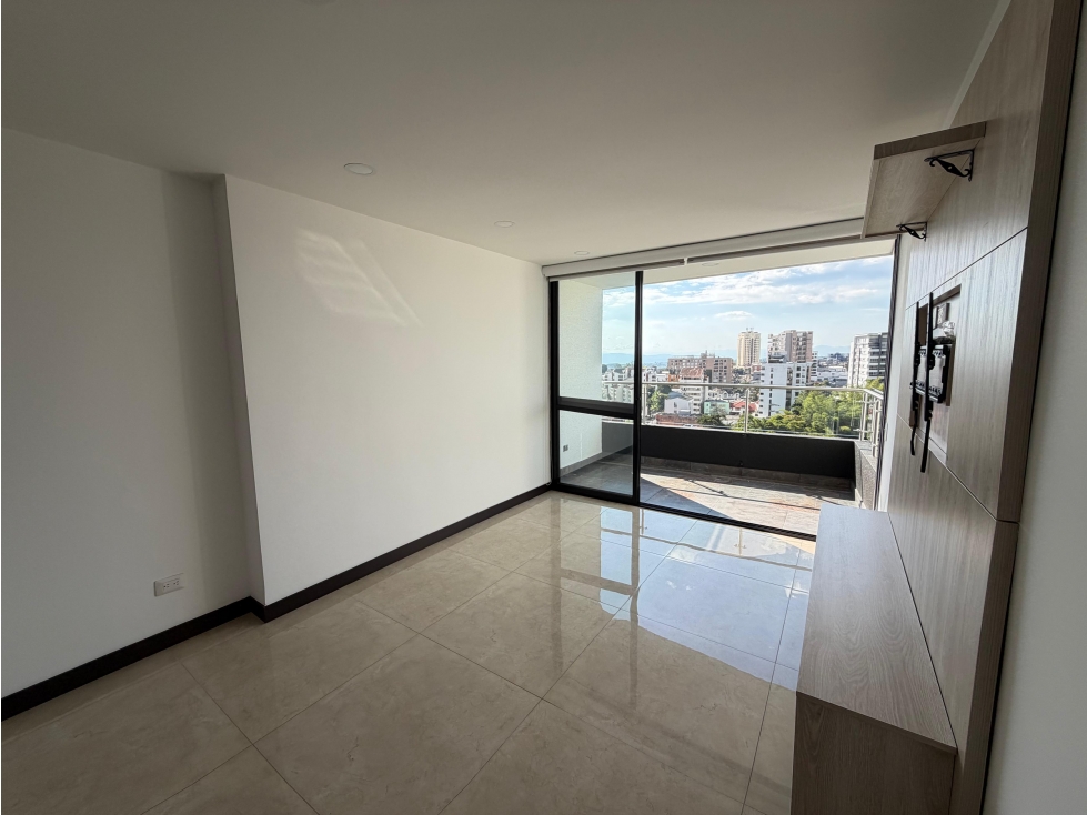 APARTAMENTO PARA LA VENTA EN LA AVENIDA CENTENARIO