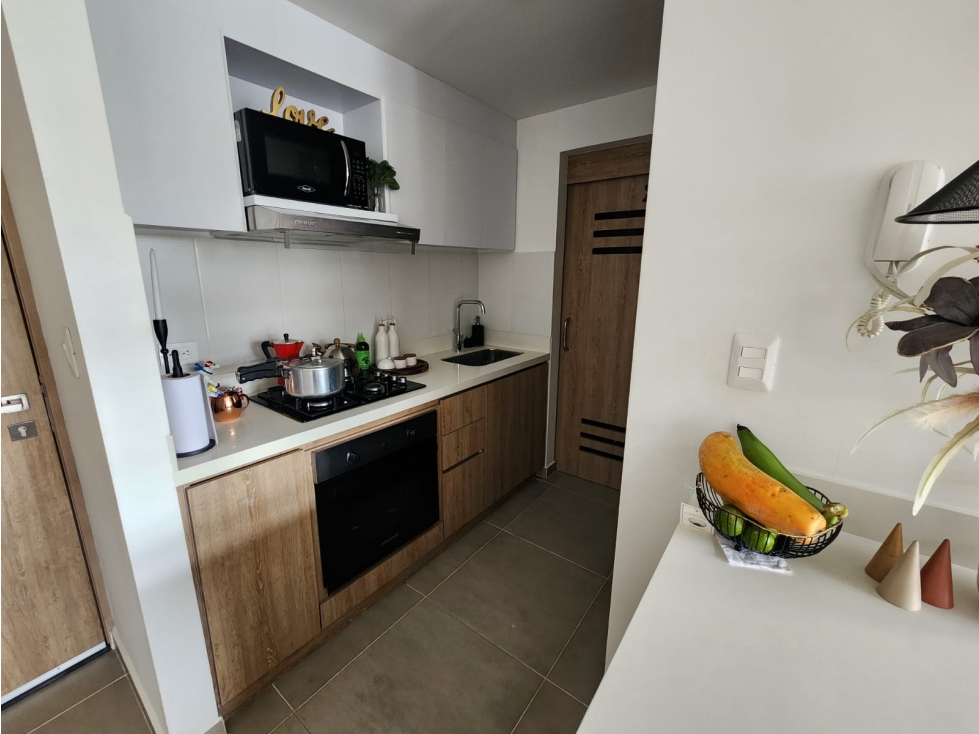 APARTAMENTO PARA VENTA EN LA AVENIDA CENTENARIO - 3
