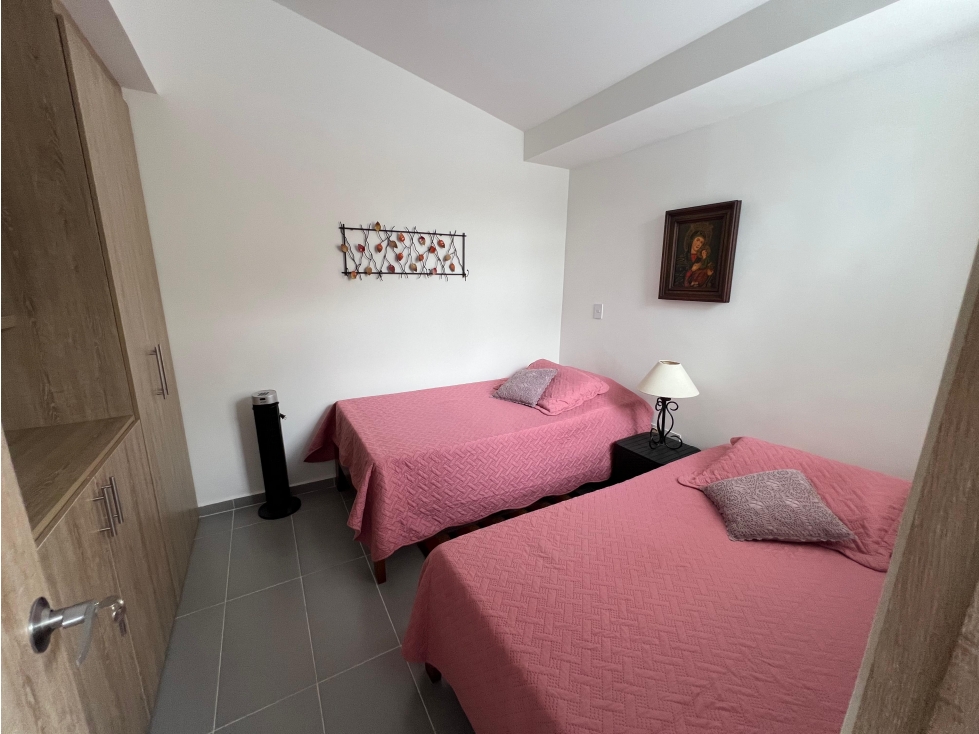 CASA PARA VENTA EN CONJUNTO CERRADO - 5