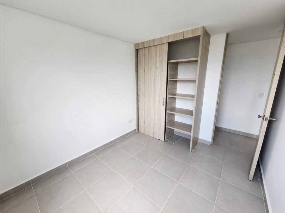 APARTAMENTO EN VENTA - SECTOR COLISEO DEL CAFE - 2