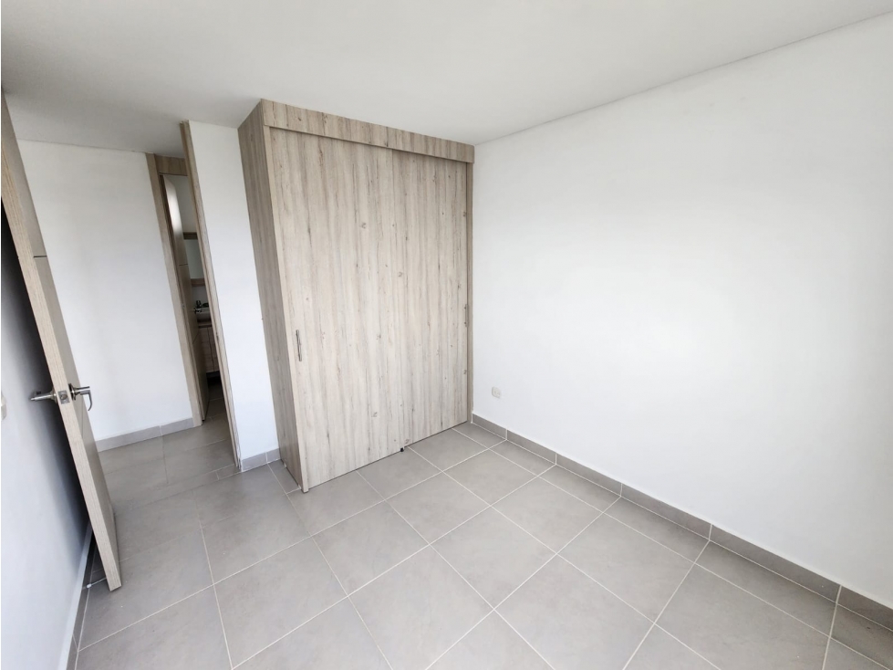 APARTAMENTO EN VENTA - SECTOR COLISEO DEL CAFE - 4