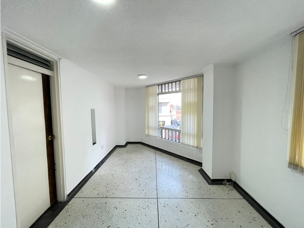 OFICINA EN VENTA CENTRO ARMENIA - 4