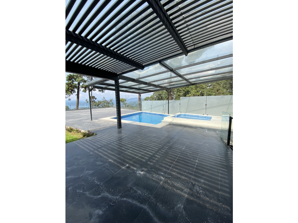 Maravillosa casa en venta en el corazón de avandaro M